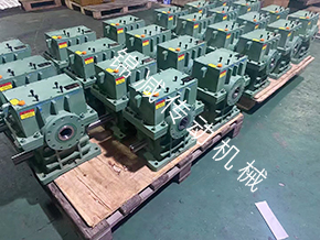 冷弯成型机用TOP平面二次包络环面蜗杆减速机A